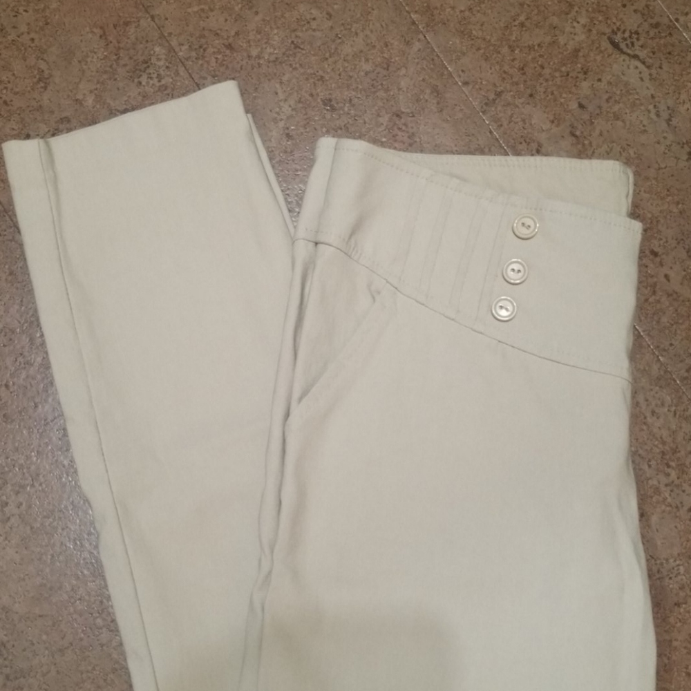 DGNY pants